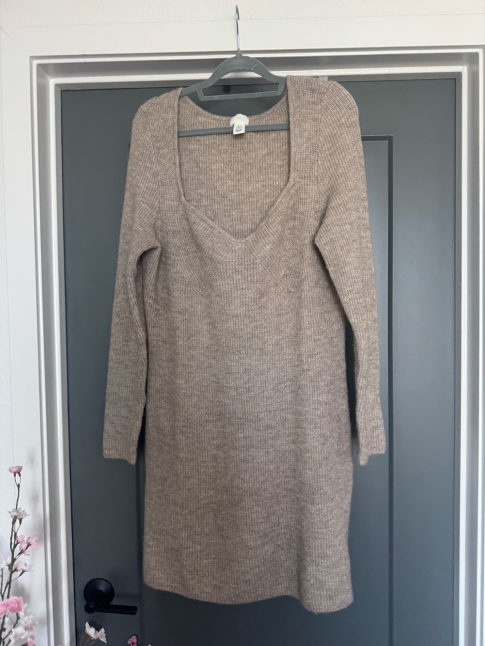 H&M Taupe Ribbed V-Neck Long Sleeve Knit Dress